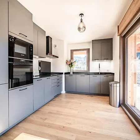 Gabelac - By Emerald Appartement *